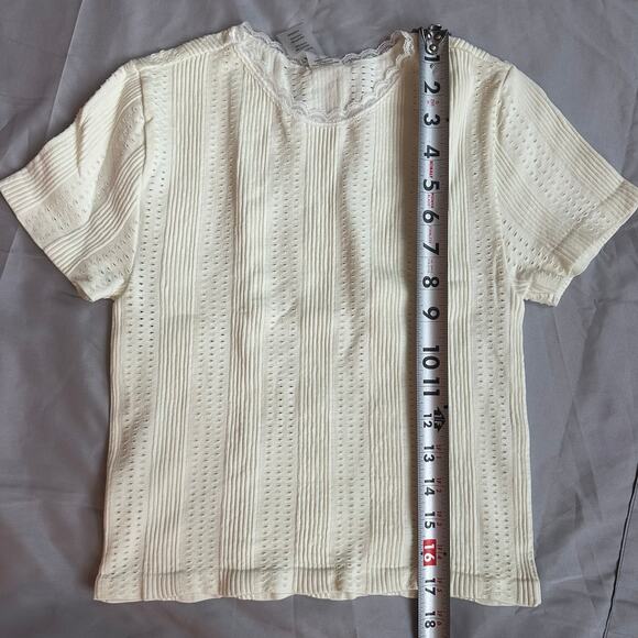 Social Revival Yellow/White, Eyelet, Lace Trimmed, Short Sleeve Crop Top- L/XL - Picture 5 of 8